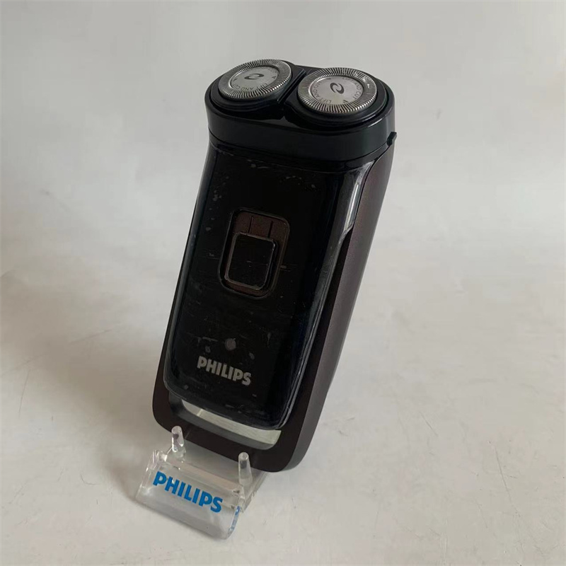 飞利浦 (Philips) HQ888 飞利浦 电动剃须刀