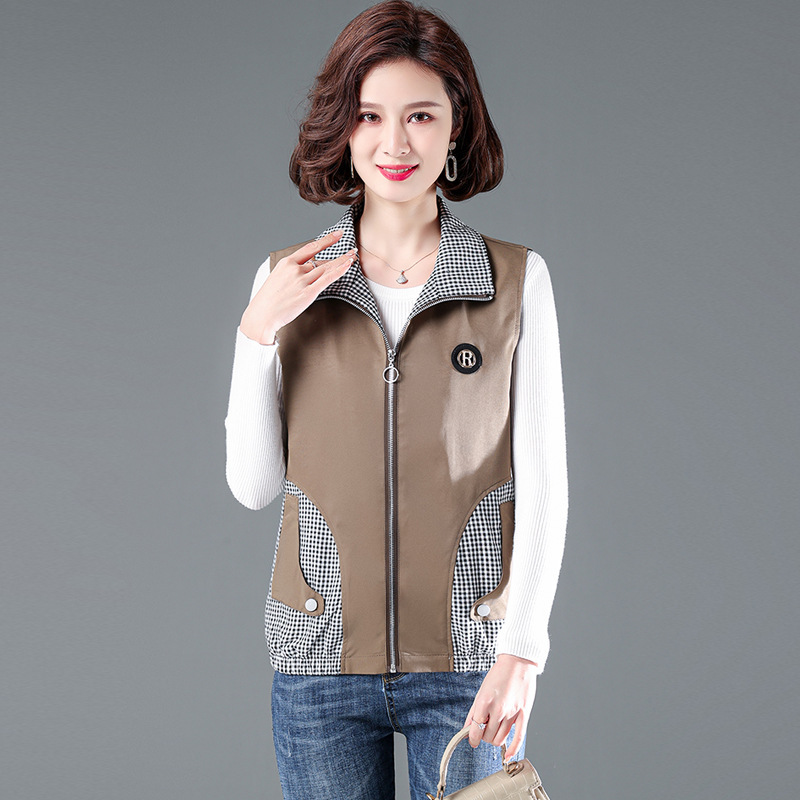 中老年女装拉链开衫马甲女士时尚拼接无袖外套妈妈装休闲背心视频