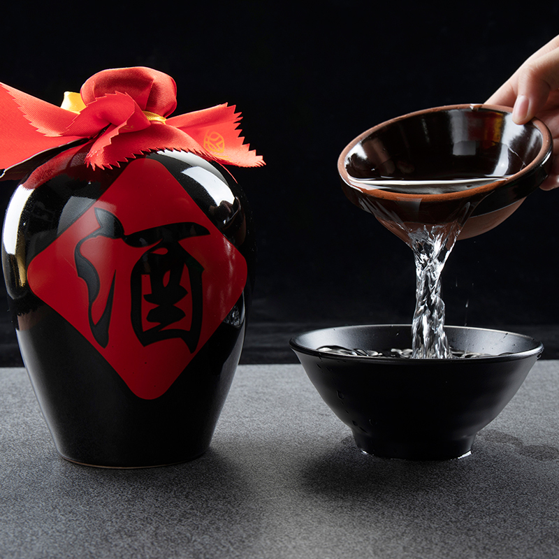 恩施特产西坪老烧瓦罐2斤装高度酒53度纯正粮食酒