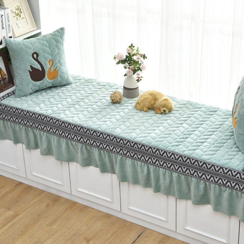 汐岩飘窗垫毛绒窗台垫秋冬阳台垫子飘窗装饰可定制防滑榻榻米垫美式 裙摆无天鹅-绿色90*210cm