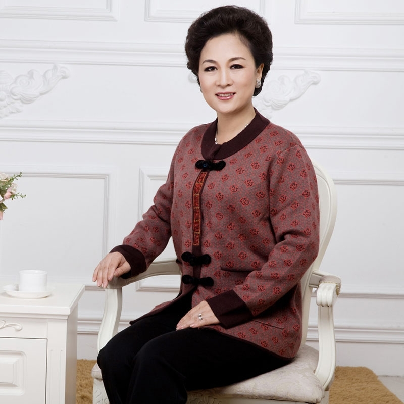 中老年妈妈女装羊绒衫圆领提花开衫秋冬装外套老年人毛衣加厚