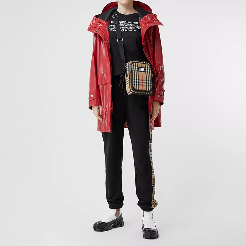 预订 BURBERRY 博柏利 邮差包 经典格纹 斜挎包 单肩包8023381