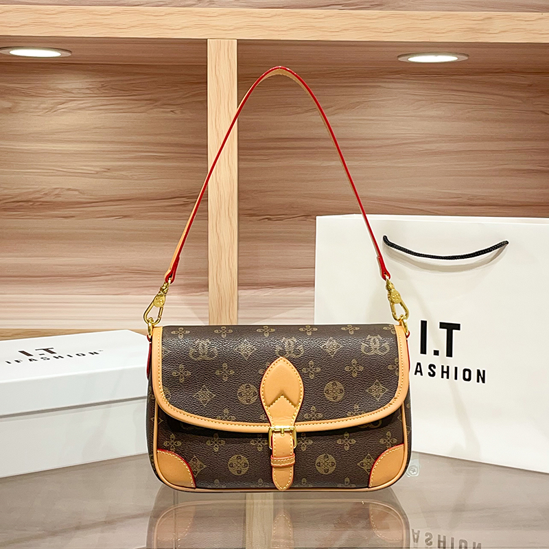 欧美时尚女士包包2026新款轻奢老花法棍包小众高级感女包单肩斜挎包手提腋下包高清大图