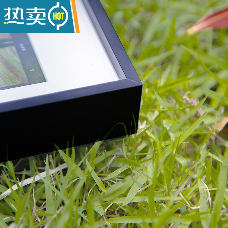 敬平情侣宫格相框diy定制挂墙送闺蜜女朋友家人结婚生日礼物 黑色铝合金 [30*40cm]白色卡纸高清大图