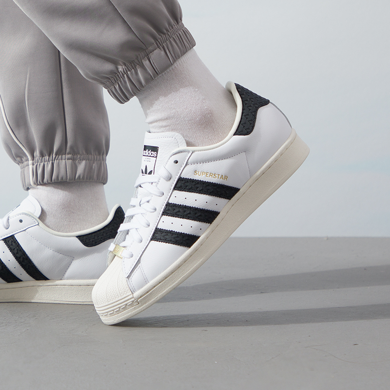 Adidas阿迪达斯男女鞋新款运动鞋透气休闲鞋板鞋 IF3637 ZP高清大图