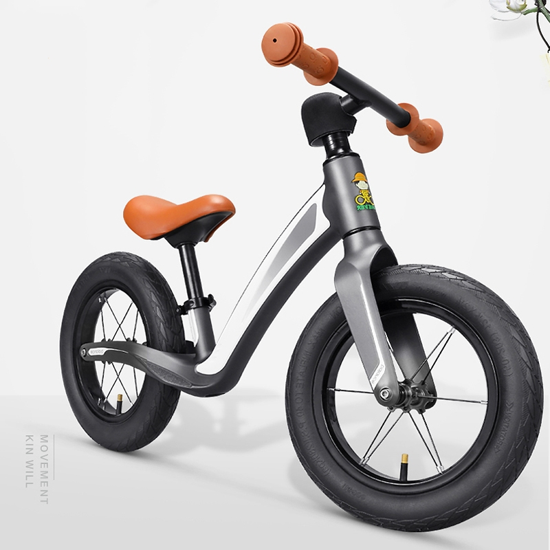 永久儿童滑步车平衡车2岁无脚踏超轻便学步自行车