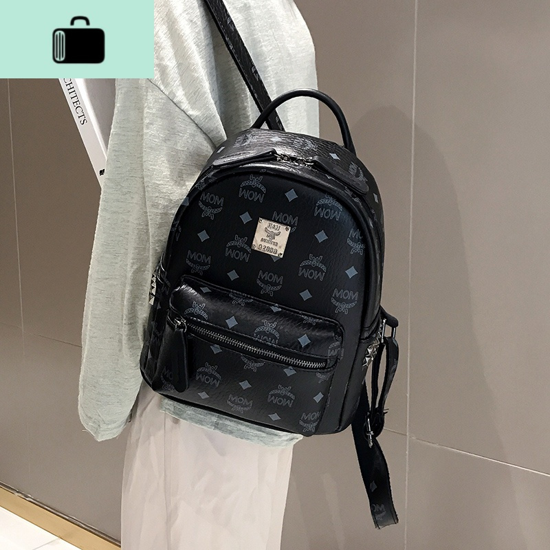 时尚铆钉双肩包女2020新款韩版百搭印花小背包女士休闲潮流旅行包new