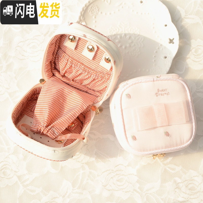 三维工匠日系GP可爱网纱蝴蝶结樱桃刺绣首饰盒手拿包便捷收纳耳钉项链饰品收纳盒高清大图