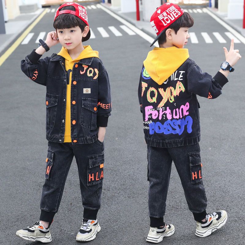 叮当猫童装男童春装套装新款儿童春款中大童帅气衣服男孩牛仔潮视频