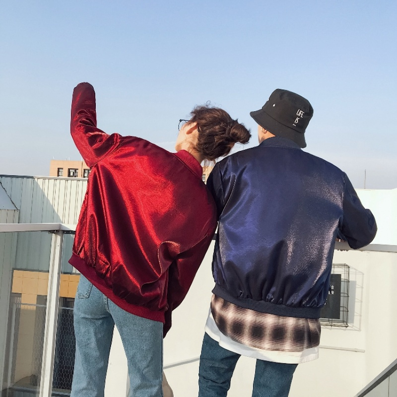 4色2018春季新品型师个性时尚棒球服百搭潮男款个性绒情侣夹克