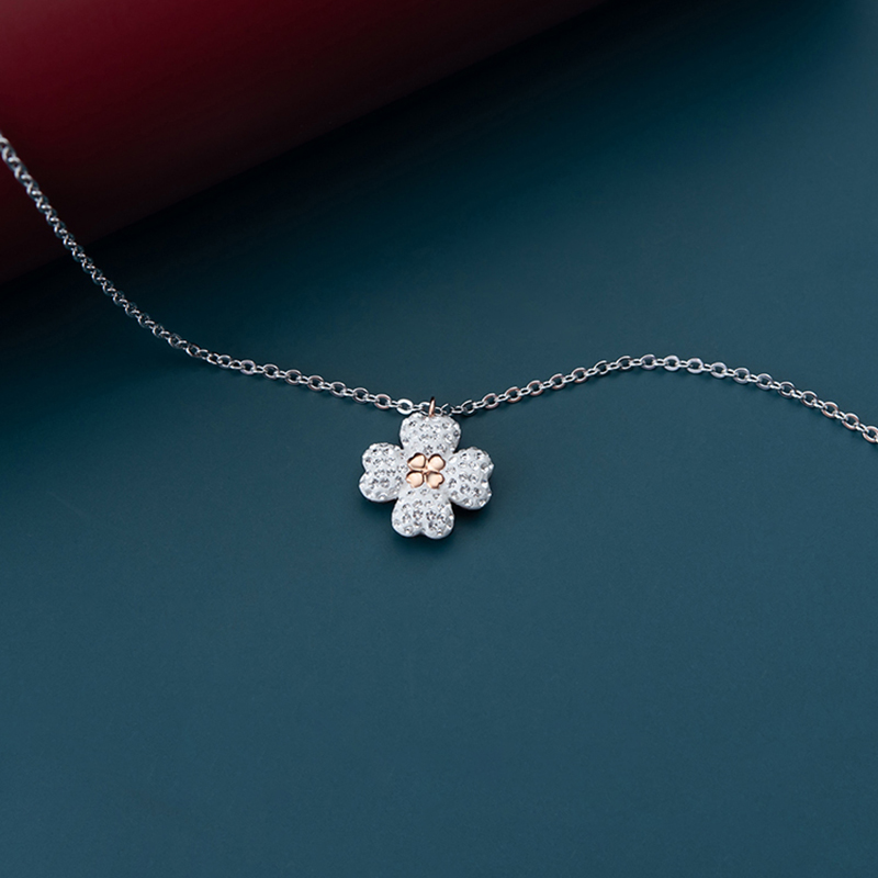 施华洛世奇(SWAROVSKI) 银色链黑色白色双面双色四叶草项链 两面戴5368980高清大图