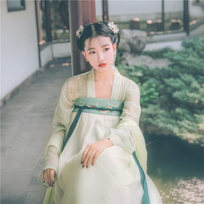 洛凌唐装 民族服装 舞台服装 中式服装传统汉服女齐胸对襟襦裙春夏款绣花zl981v3 价格图片品牌报价 苏宁易购谊暖冈新服饰鞋帽专营店
