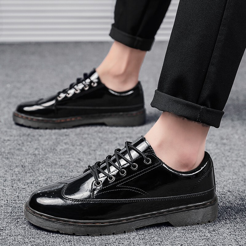 伊努特男士亮皮皮鞋亮面漆皮休闲配西裤的鞋子鞋百搭休鞋闲温州欧式