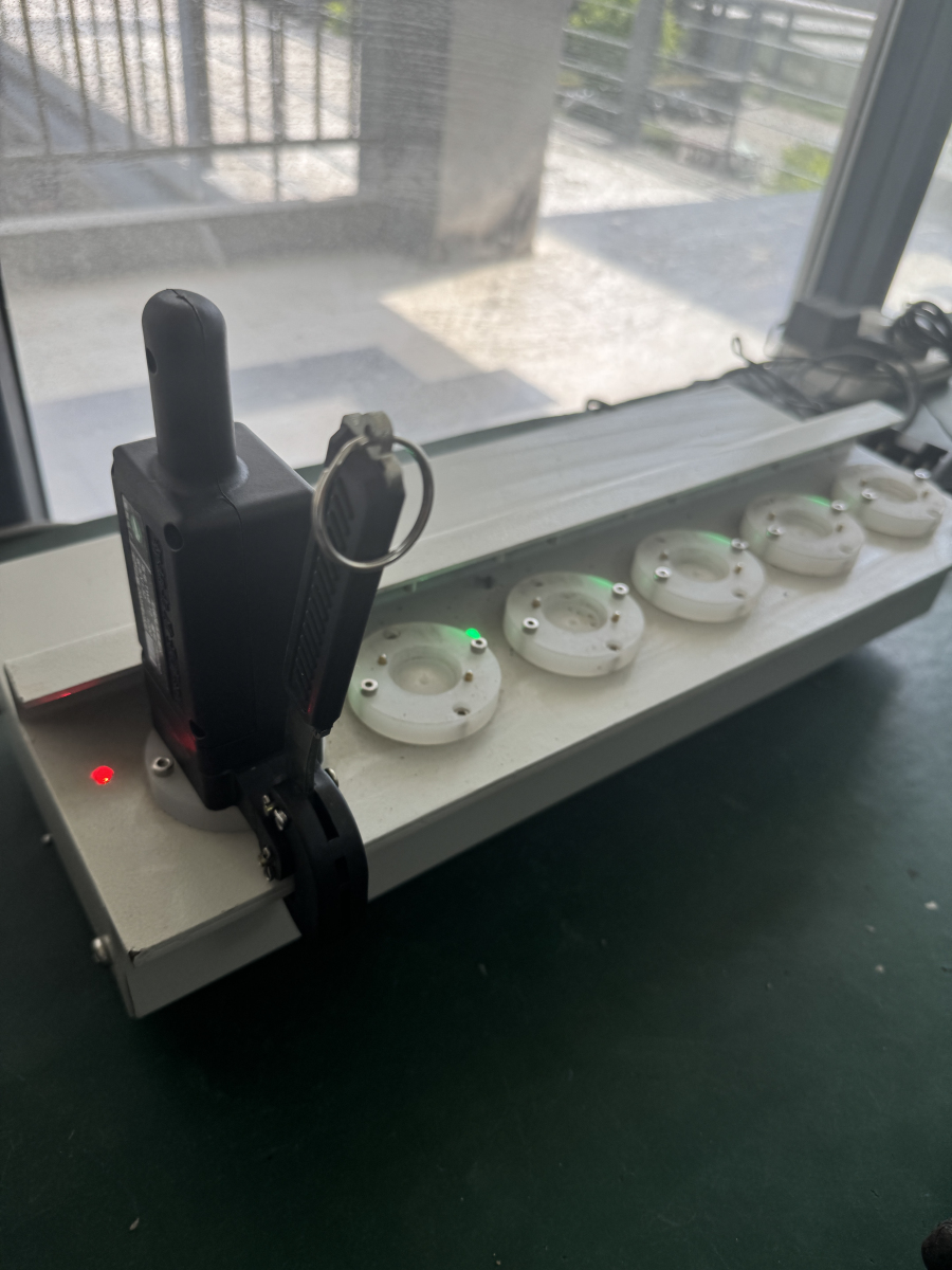 尾压充电器TWB-10高清大图