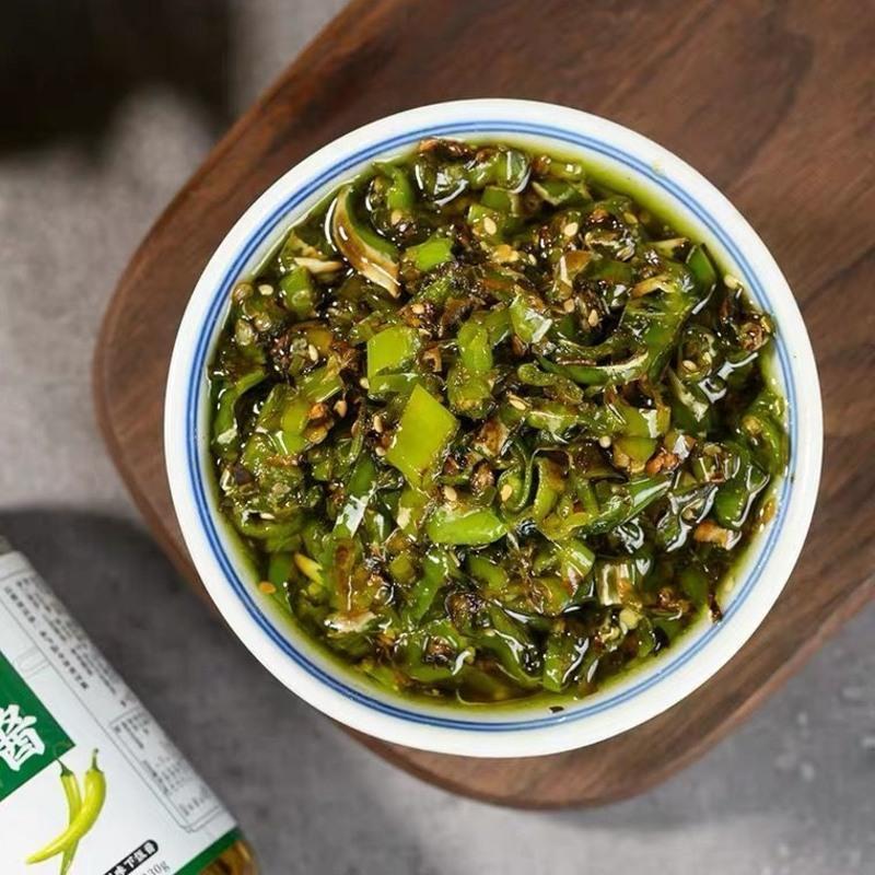 赛卡伊炭烧烧椒酱辣椒酱下饭菜爽脆烧焦酱农家虎皮青椒剁椒拌面料视频