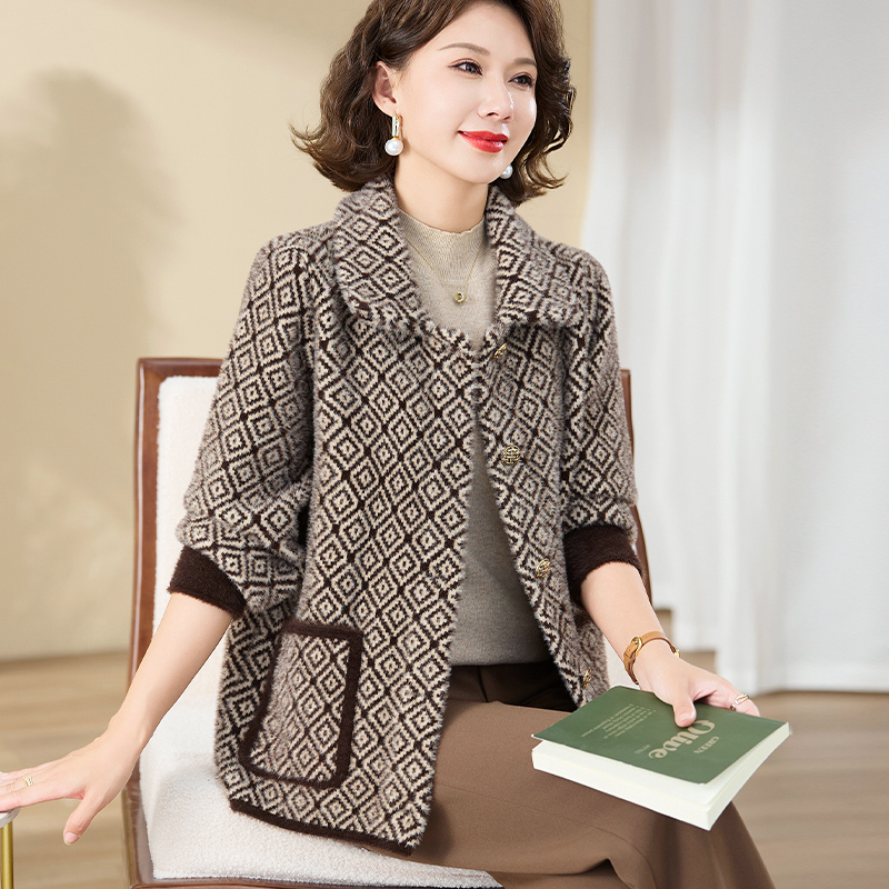 恒源祥妈妈秋装水貂绒外套2024新款秋冬开衫中老年女装短款呢大衣 M建议105斤内 米色