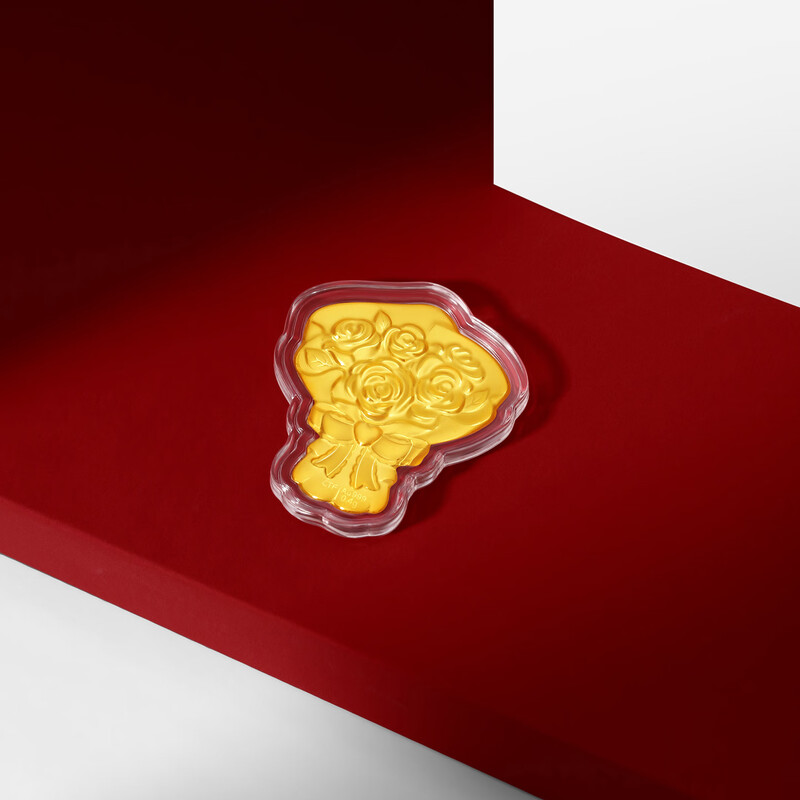 周大福浪漫玫瑰花花束足金黄金金章EOR1456情侣礼物高清大图