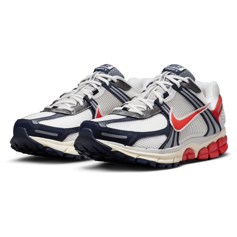 耐克(NIKE)男款跑鞋透气舒适缓震支撑休闲运动鞋高清大图