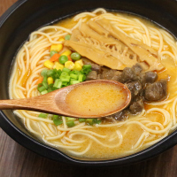 俏侬豚骨拉面(香辣牛肉) 256g/盒 微波炉加热即食方便速冻面条