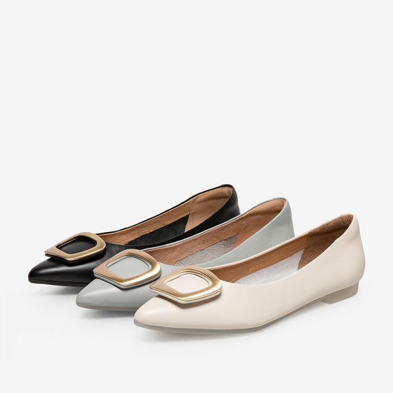 百思图2021秋季新款商场同款方扣时尚简约休闲女单鞋rgr36cq1