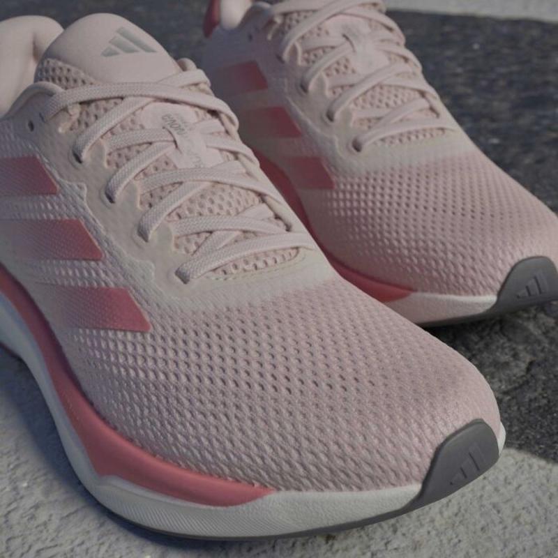阿迪达斯(adidas)adidas女性跑鞋透气舒适缓震跑步训练鞋平稳回弹