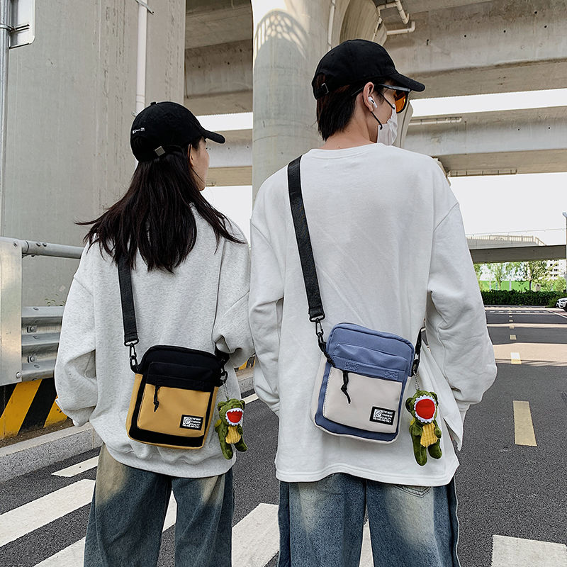 男生小挎包ins潮酷个性手机斜挎包休闲小方包潮牌单肩包男士包包高清大图