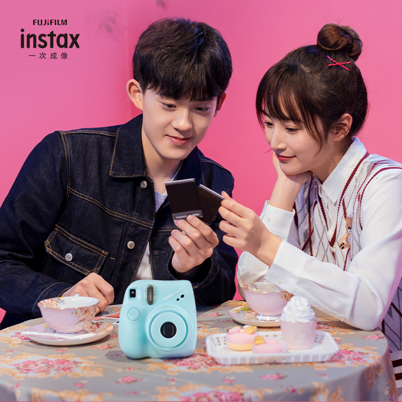 富士(FUJIFILM)INSTAX 立拍立得 胶片相机 入门款 mini7+ 蓝色 单机标配