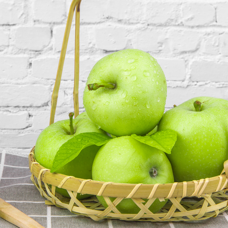 顺丰快递[西沛生鲜]智利进口青苹果 4个 单果160-190g 脆甜可口高清大图