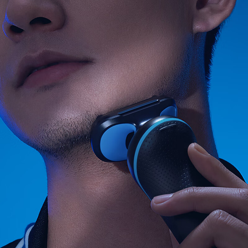 博朗(BRAUN) 博朗男士电动剃须刀往复式刮胡刀5系德国进口 50-M1200S旅行盒(蓝色)/台高清大图