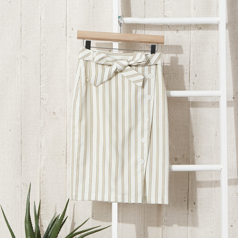 [2件2折价:39]美特斯邦威半裙女轻薄条纹搭片梭织女士半身裙高清大图