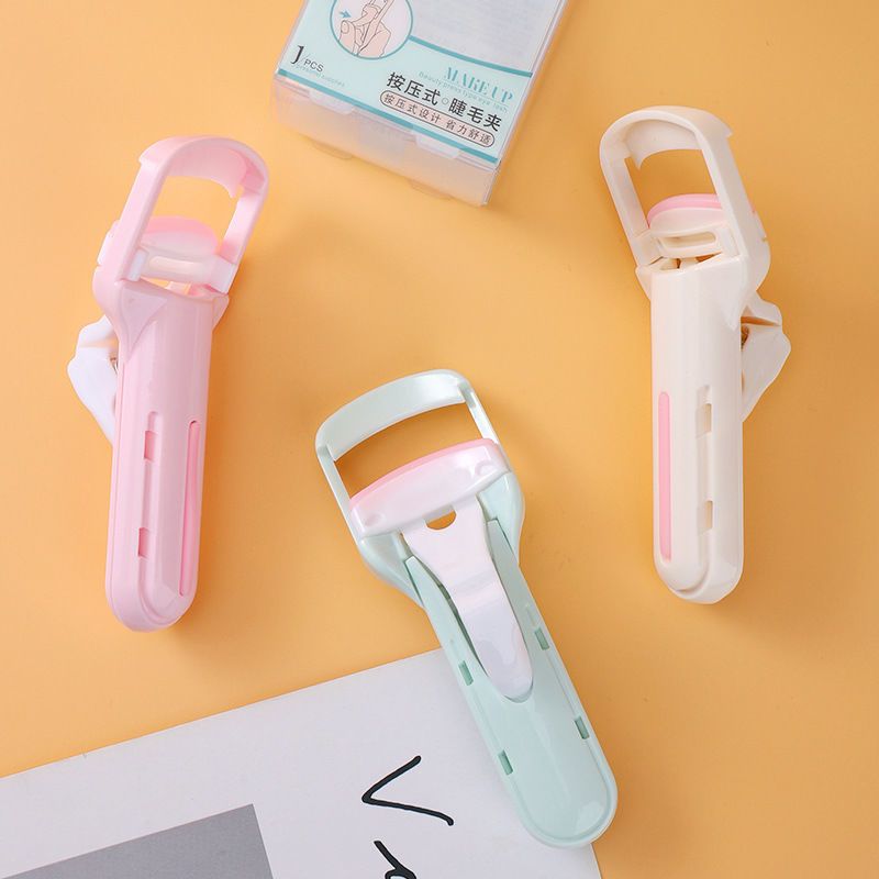 图书>期刊/杂志>时尚/美妆>图书其它>玛莉安新款按压式睫毛夹女卷翘