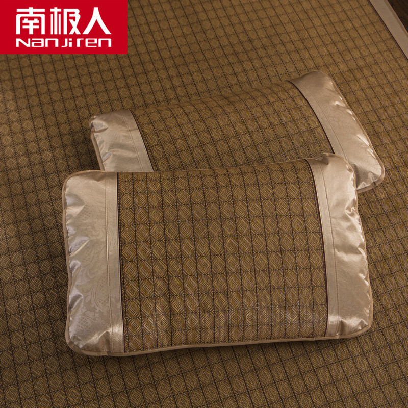 南极人(NanJiren)家纺 夏季清爽凉席/凉枕套件床笠款仿藤席二三件套 床上用品罗马格图案夏凉席套件可折叠空调席子