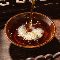 古越龙山绍兴黄酒 八年陈(香港版)640ml/瓶礼盒装