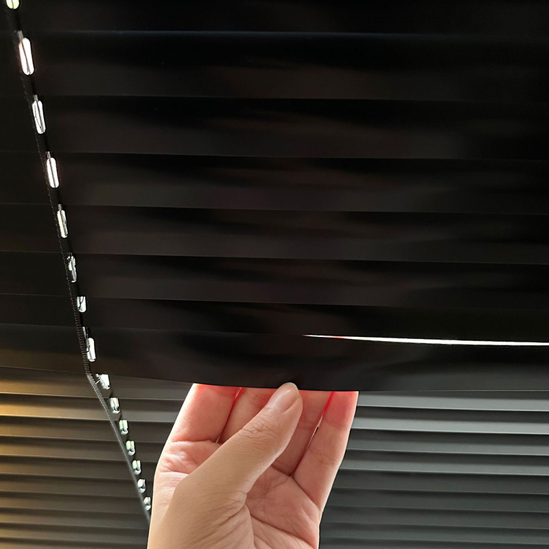 天空桥 厂型百叶窗 定制 平方米高清大图