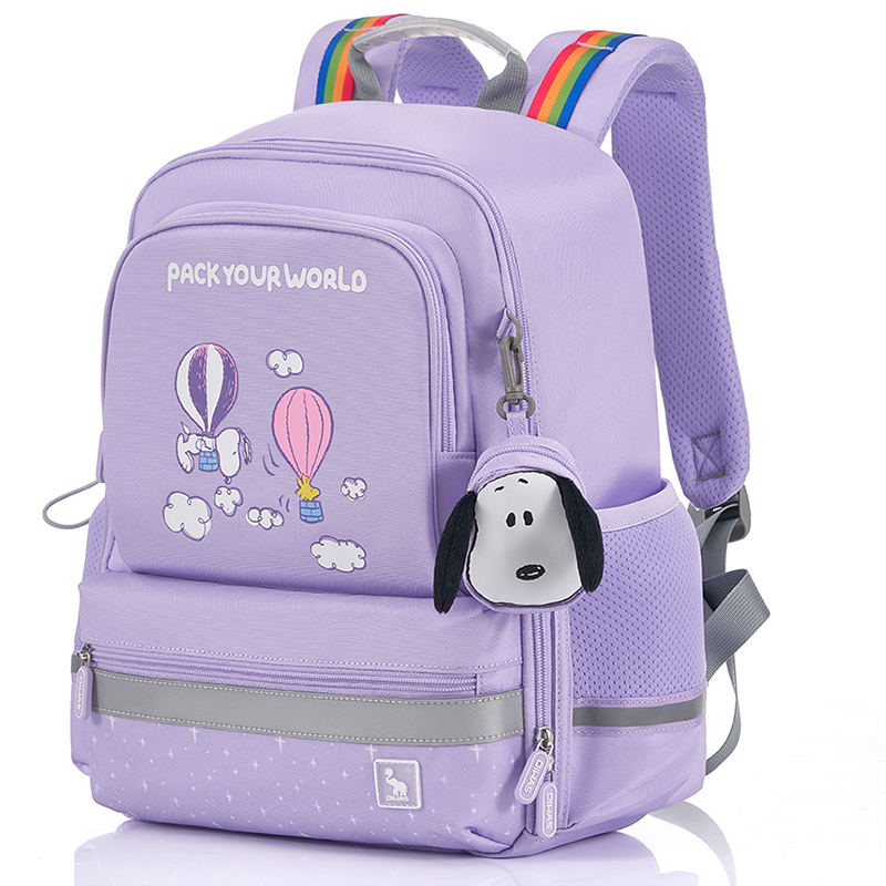 爱华仕OIWAS儿童卡通双肩包织物材质时尚实用设计安全舒适高清大图