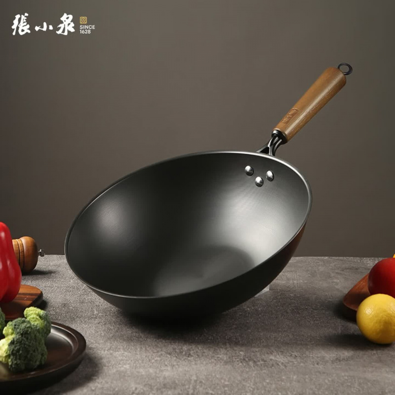 张小泉 手作精铁锅C31790100 32cm高清大图