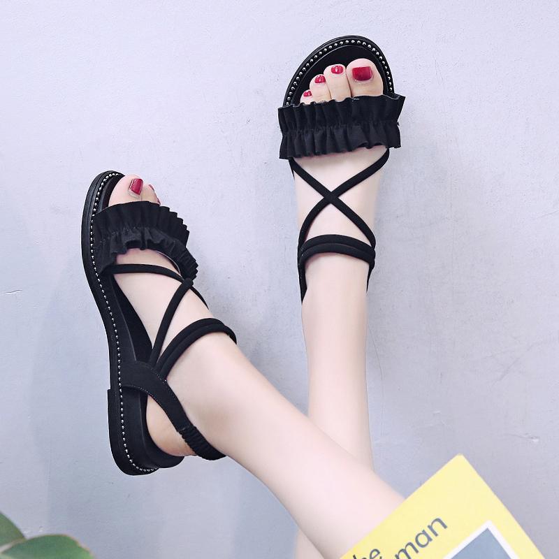 夏天新款时尚百搭公主10夏季大童12平底13少女孩初中学生15岁凉鞋米色