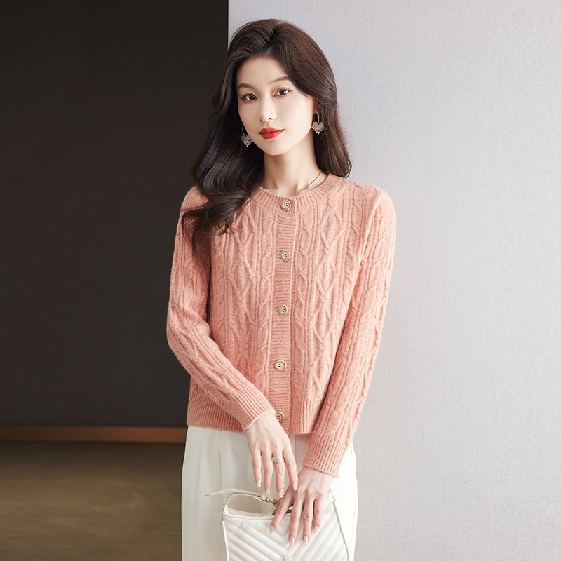 恒源祥女士粗毛线针织衫24秋冬新款圆领长袖上衣纯色单排纽扣开衫