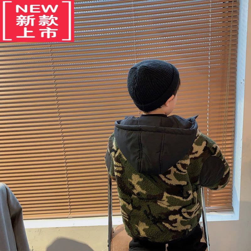 可莉允2022秋冬款男童迷彩棉衣中小大童羊羔毛棉服儿童加厚连帽棉袄外套图片