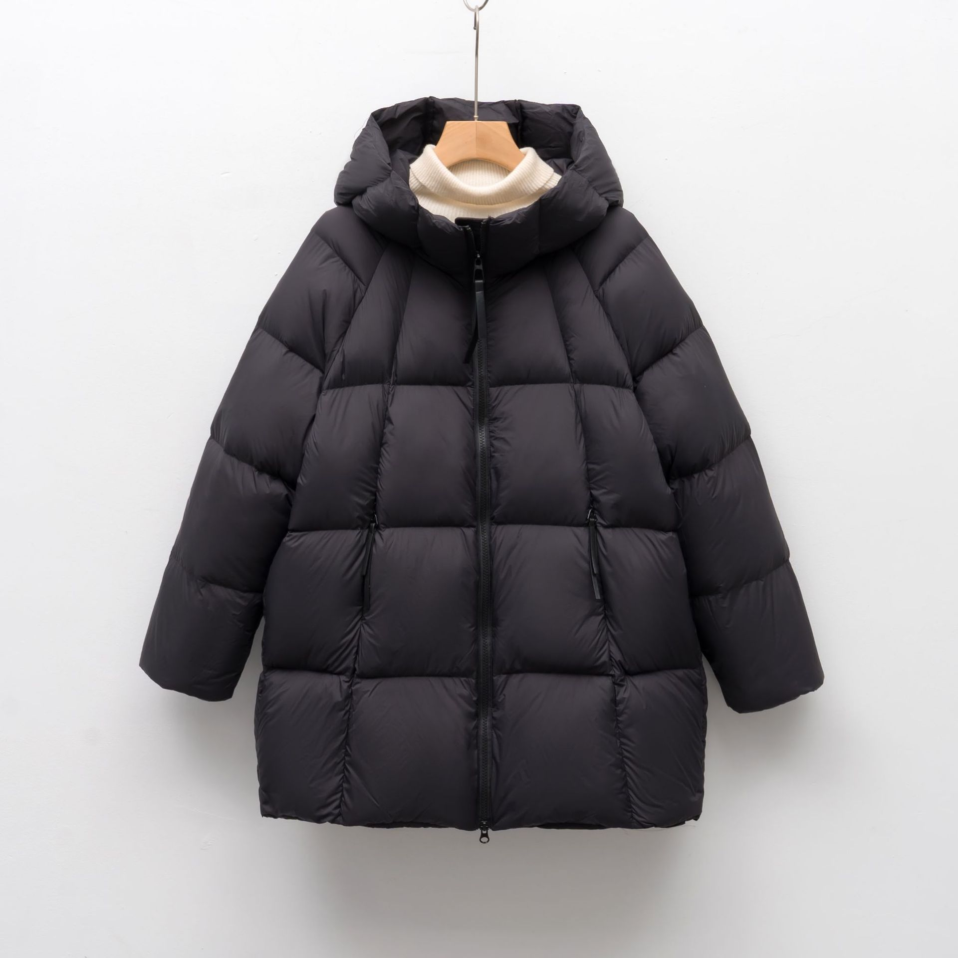 90鸭绒羽绒服女宽松加厚新款泡芙云朵简约纯色外套_3323高清大图