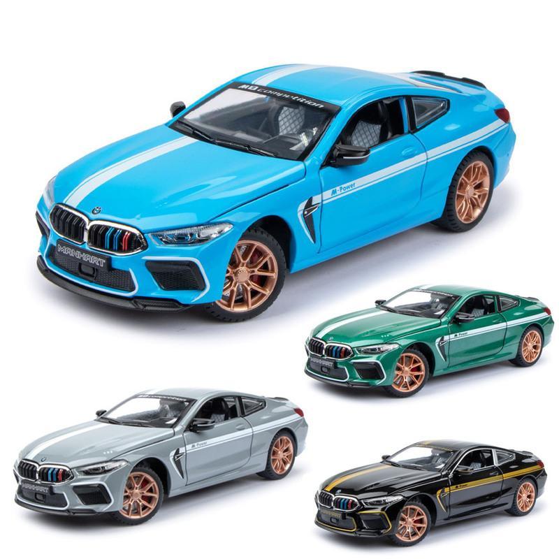 建元124宝马m8雷霆版转向避震声光四开门合金汽车模型小男孩玩具