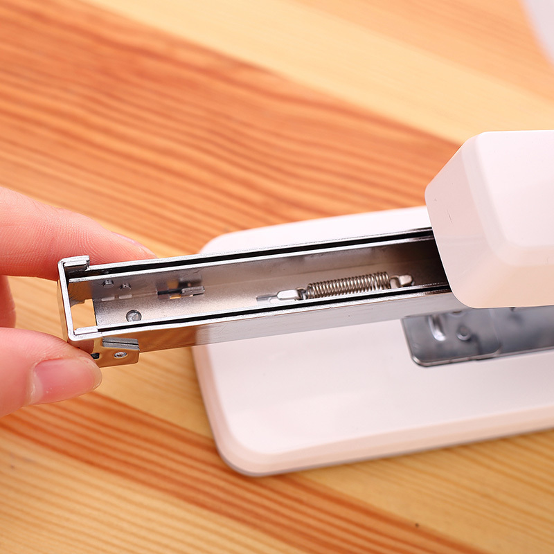 省力厚页定书机钉书机厚层大号大型多功能装订白色5盒订书针2500枚