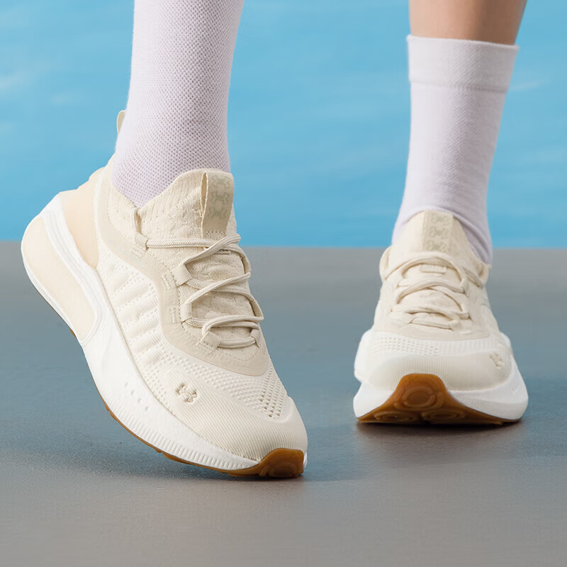 安德玛(Under Armour)新款夏季运动鞋Phantom 4健身训练缓震耐磨轻便透气休闲鞋 3027594-142 米黄色 38码