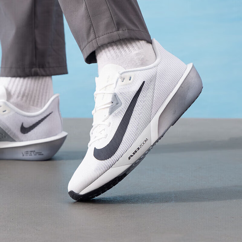 耐克（NIKE）跑步鞋男鞋新款air zoom运动鞋轻便透气训练鞋 FV6040-102 ZP高清大图