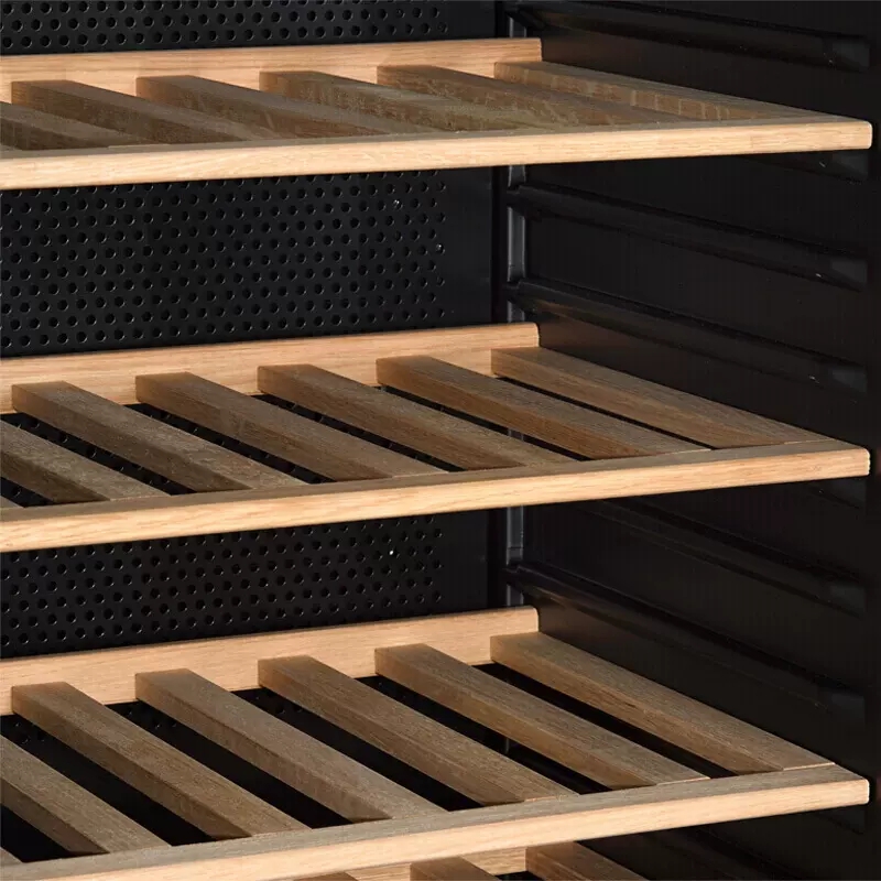 博世 KSW38940TI 8系 丹麦进口 368升红 酒 柜恒温 高端独立式家用酒 柜 银灰色高清大图