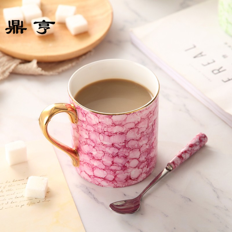 鼎亨ins陶瓷马克杯带勺情侣杯子一对创意潮流韩版咖啡杯简约家用