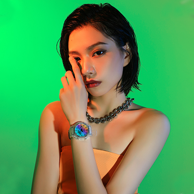 CASIO旗舰店卡西欧手表女G-SHOCK半透明彩虹镭射八王子八角夏日炫彩ins日韩电子运动女表DW-5600SRS