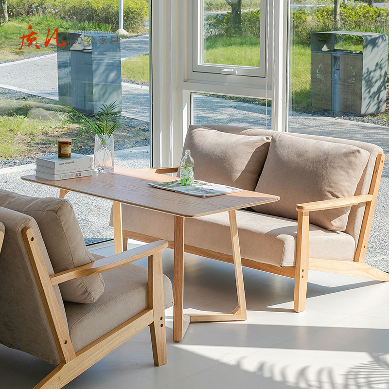 质凡实木休息区接待单人沙发休闲洽谈卡座酒吧桌椅组合 单人位*2+小圆桌高清大图