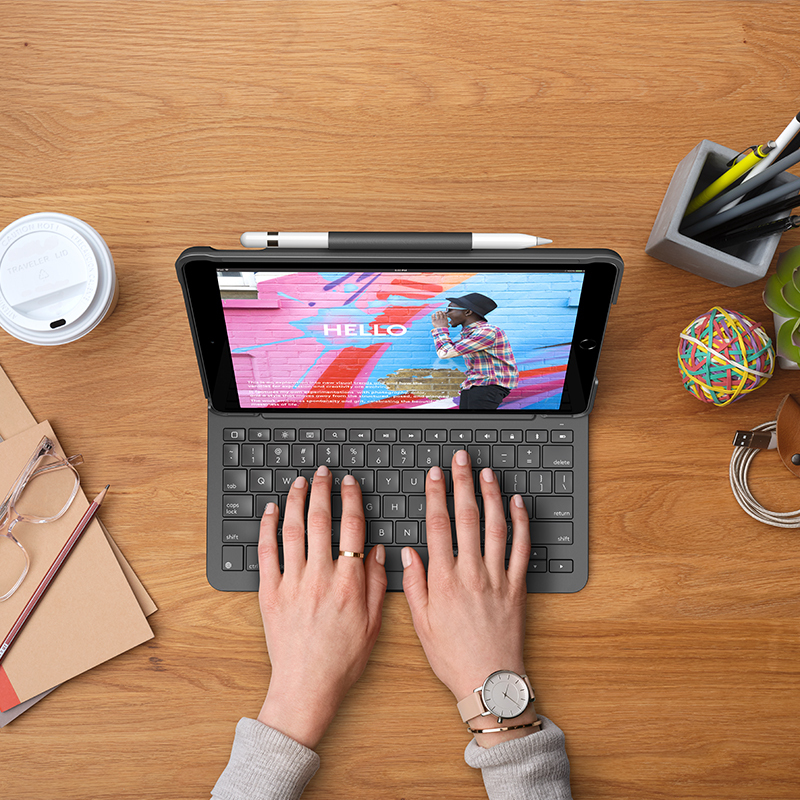 罗技(Logitech)Slim Folio ik1055蓝牙键盘保护套 适用于10.2英寸iPad第7、8代