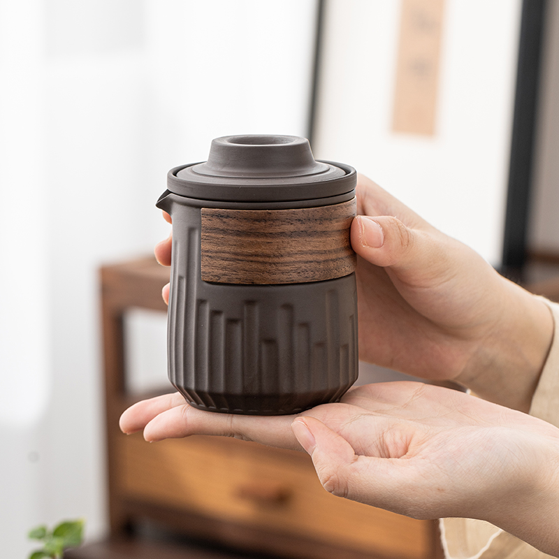 沏一杯茶 竖条纹紫砂泥快客杯-便携式旅行茶具套装PZ307A高清大图